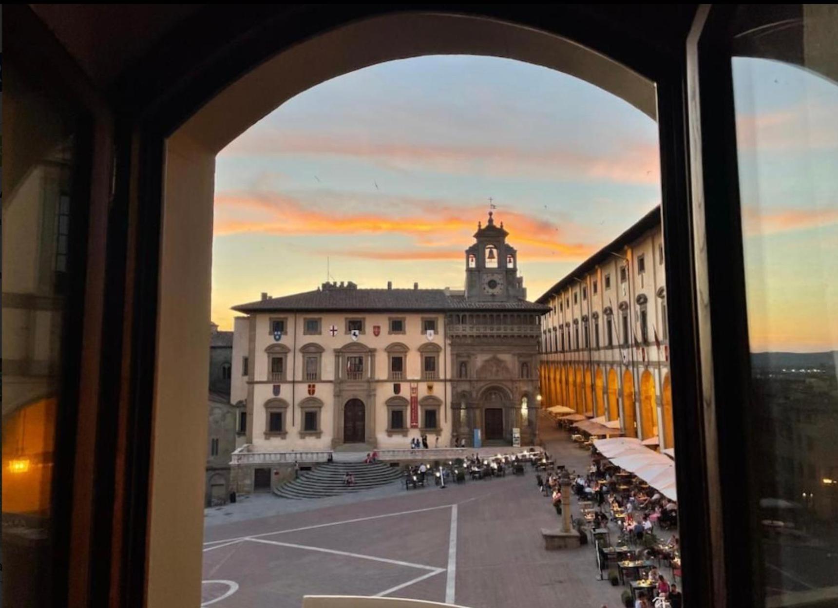 Casa Logge Del Vasari Apartment Arezzo Bagian luar foto